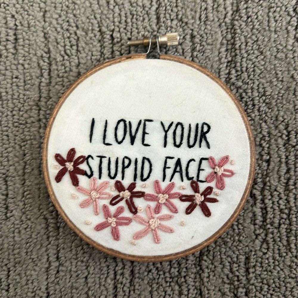 Hand stitch decor